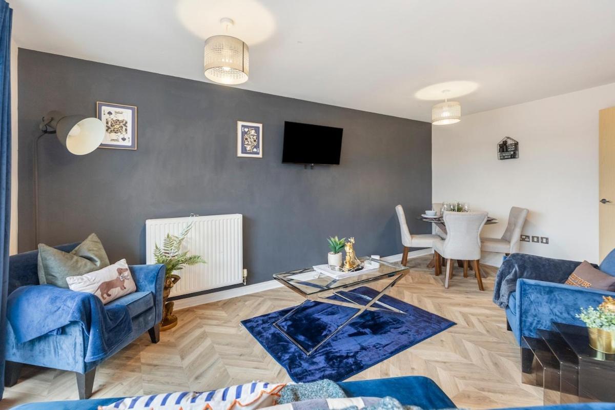 Ctr Free Parking Perfect For Contractors Apartment